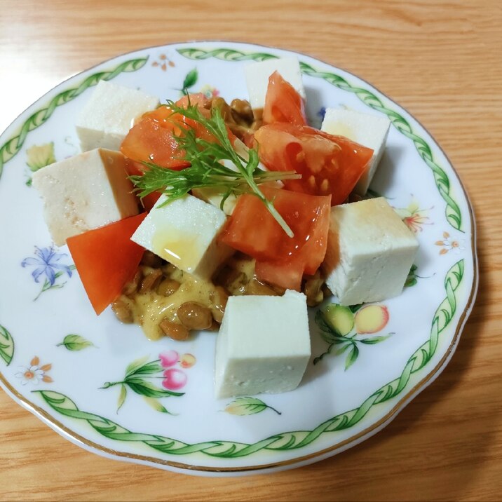 豆腐とトマトの納豆サラダ